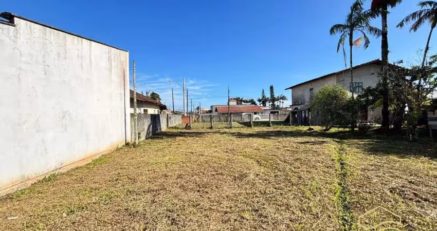 Terreno com 398m² no centro de balneário barra do sul