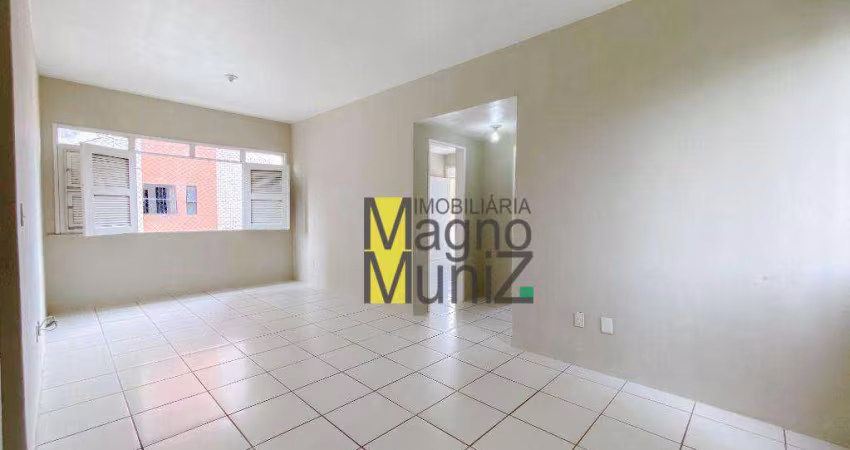 Edifício Ana Larissa - Apartamento com 3 quartos  à venda, 81 m² por R$ 145.000 - Papicu - Fortaleza/CE