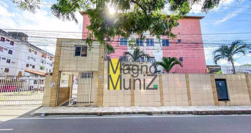 Apartamento com 2 dormitórios para alugar, 45 m² por R$ 1.412,85/mês - Messejana - Fortaleza/CE