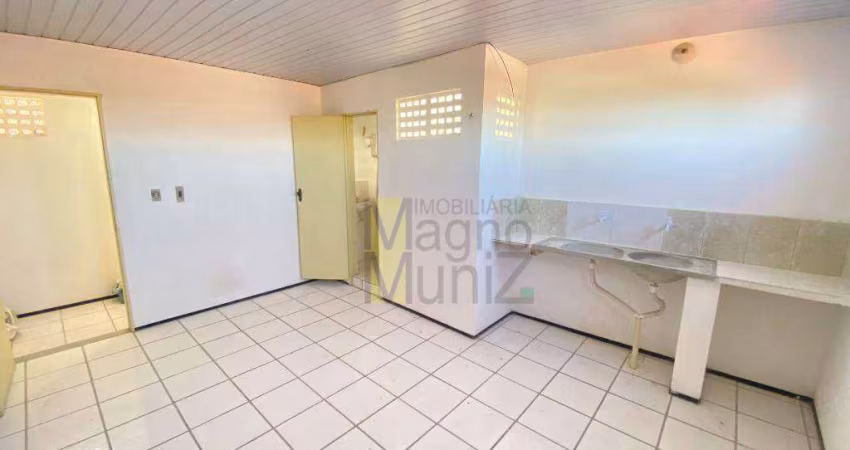 Kitnet com 1 quarto para alugar, 20 m² por R$ 560/mês - Aerolândia - Fortaleza/CE