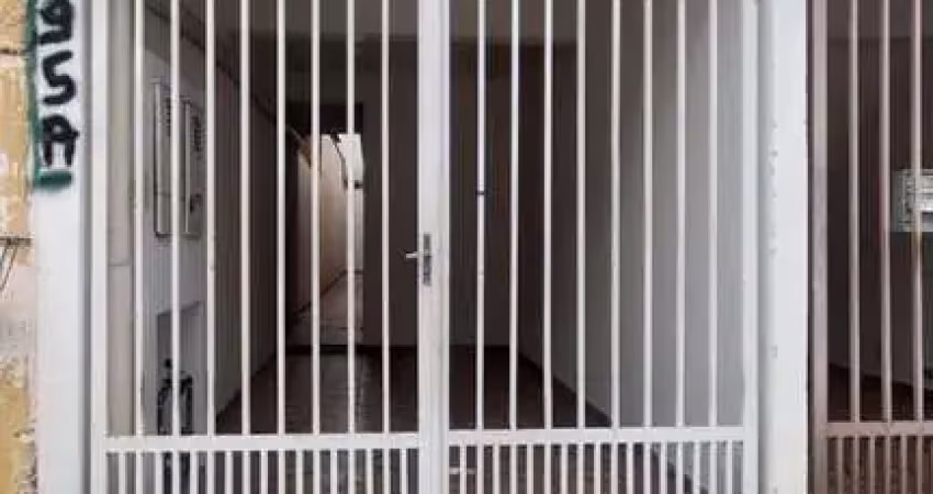 Casa com 2 quartos para alugar na Rua Ana Balduíno Abreu, Jordanésia, Cajamar