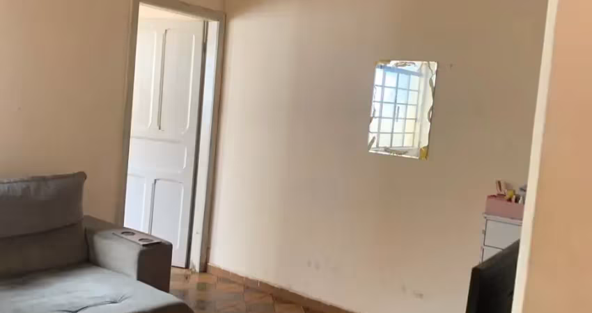 Sobrado 2 dormitórios com 1 vaga no coração de são caetano