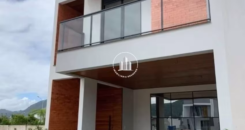 Casa 3 Dormitórios, Sendo 3 Suítes