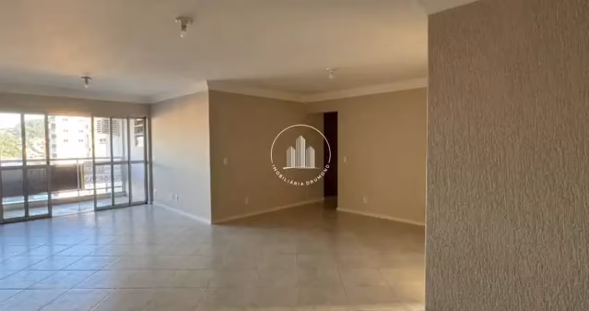 Apartamento 4 Quartos com 1 Suíte - Kobrasol