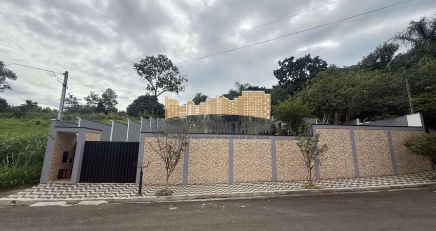 Chácara no Bairro Jardim Paineiras, Águas da Prata/SP