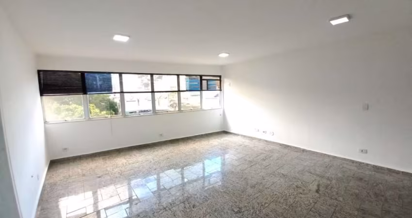 Sala para alugar, 37 m² por R$ 2.761,10/mês - Várzea - Teresópolis/RJ
