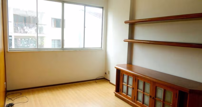 Apartamento com 1 dormitório para alugar, 52 m² por R$ 1.739,57/mês - Várzea - Teresópolis/RJ