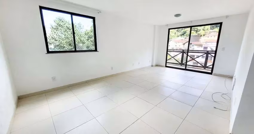 Apartamento com 3 dormitórios para alugar, 102 m² por r$ 3.531,41/mês - taumaturgo - teresópolis/rj