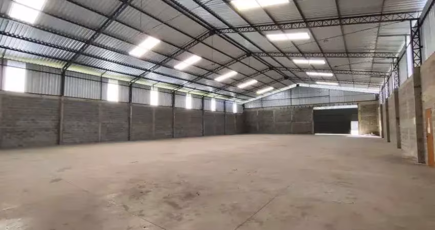 Galpão para alugar, 872 m² por r$ 15.000/mês - jardim meudon - teresópolis/rj