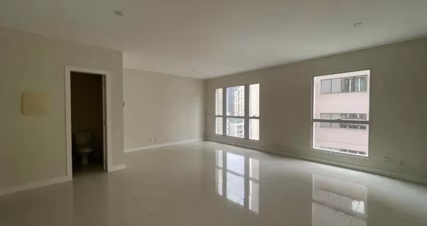Sala comercial para alugar na Avenida Prefeito Osmar Cunha, 416, Centro, Florianópolis