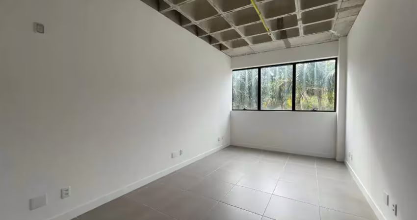 Sala comercial para alugar na Rodovia José Carlos Daux, 500, João Paulo, Florianópolis