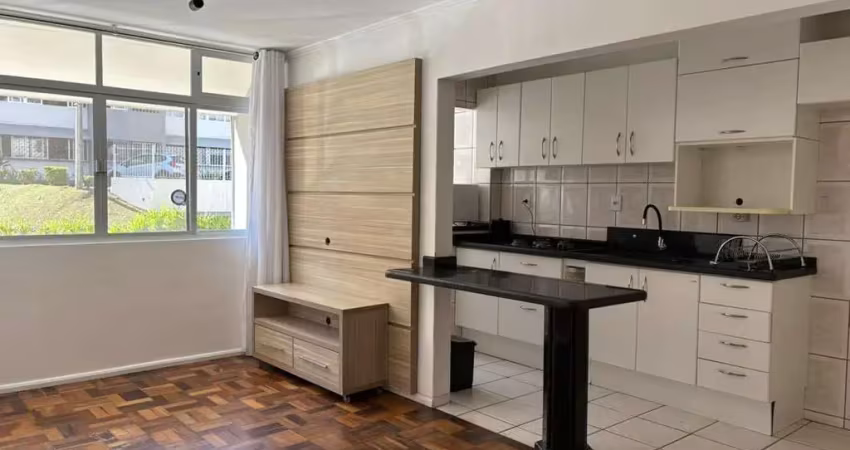 Apartamento com 3 quartos para alugar na Rua Jade Magalhães, 159, Centro, Florianópolis