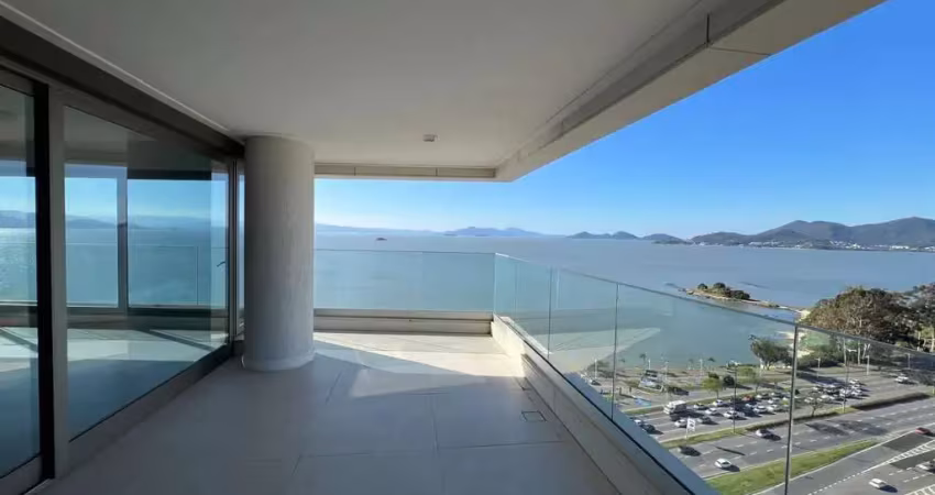 Apartamento com 4 quartos para alugar na Praça Quinze de Novembro, 4200, Centro, Florianópolis