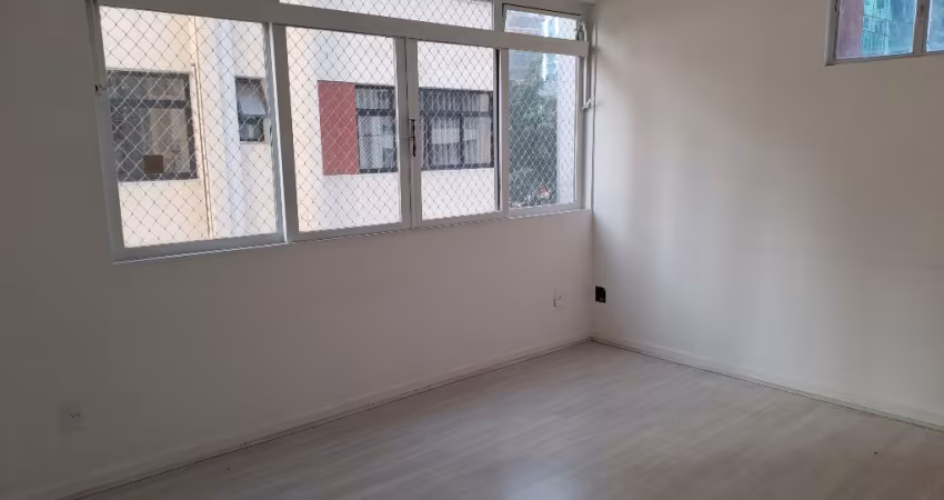APTO. DE 45 M² NO ITAIM BIBI.