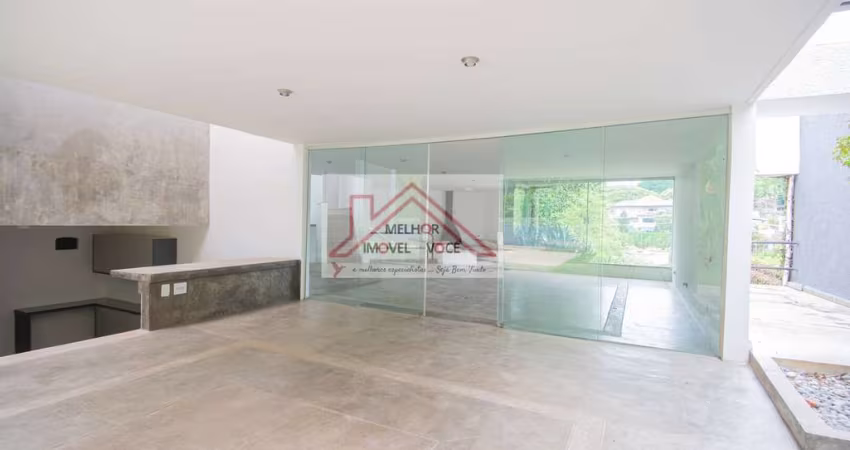 Casa Residencial à Venda JARDIM GUEDALA  com 700 metros.
