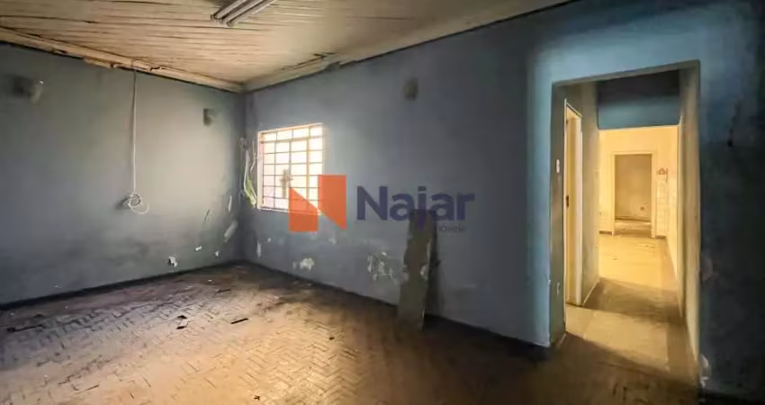 Casa com 2 quartos para alugar no Centro, Mogi das Cruzes 