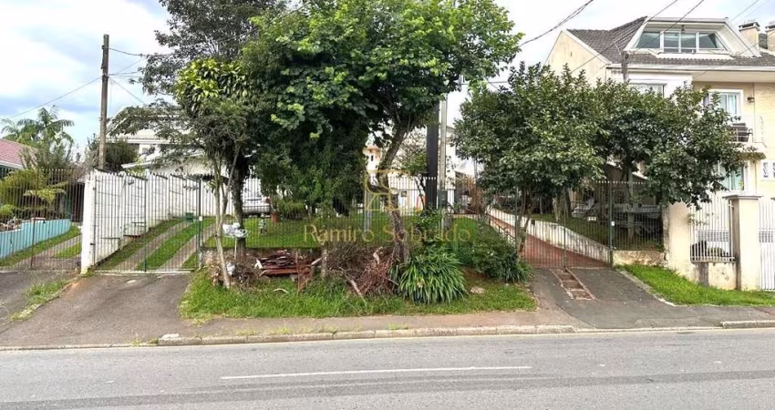 Terreno 500m  - ZR-2 - 16,60 x 30 no Pilarzinho - Rua Nilo Peçanha