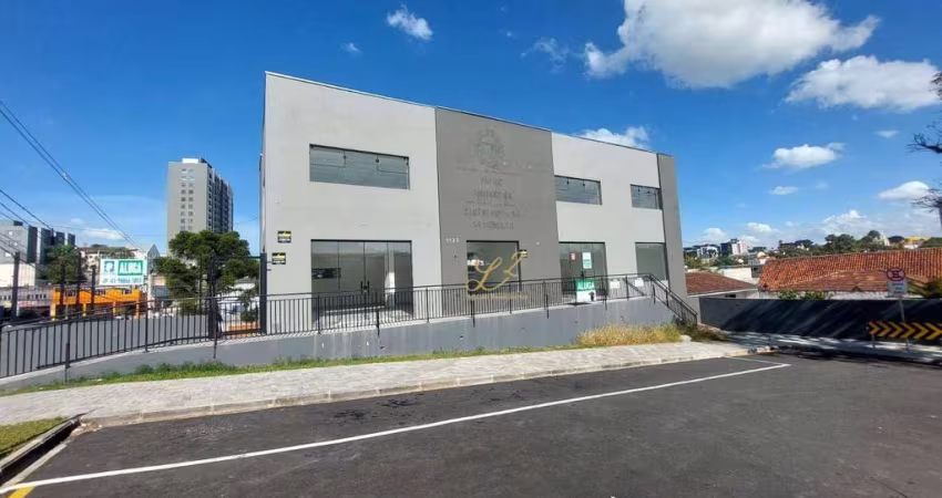 Prédio Comercial de Esquina - 500m² no Santa Cândida!