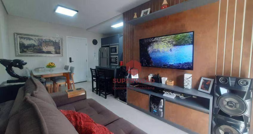 Apartamento à venda, 67 m² por R$ 532.000,00 - Centro - São José/SC