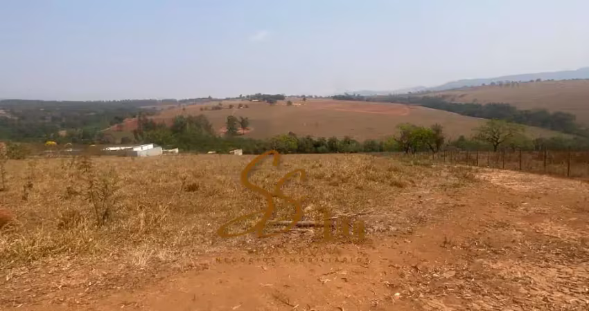 Gleba de 20.000 mil m², região de varginha, mateus leme