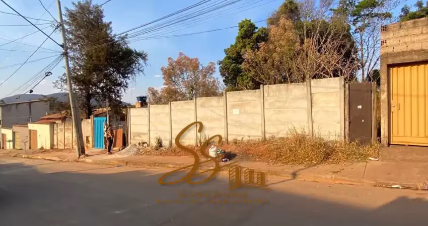 Terreno à venda no Planalto, Mateus Leme 