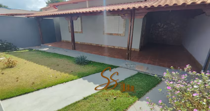 Casa em Excelente Localização Bairro: Vila Suzana em Mateus Leme/ MG