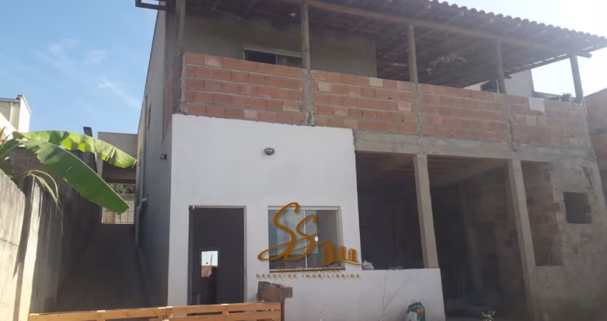 CÓD 256 Excelente casa no coração do bairro Araçás, em Mateus Leme/MG