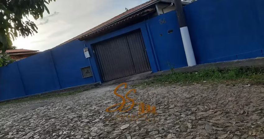 Casa com excelente estrutura em azurita – mateus leme/mg