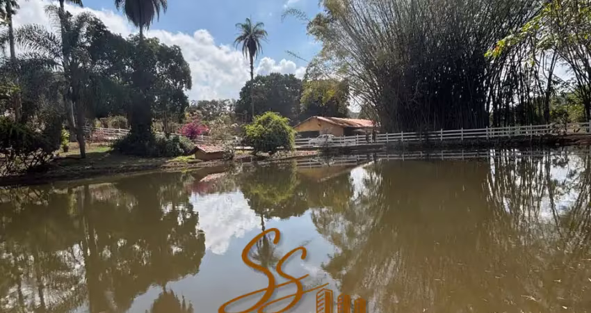 Fazenda com 2 salas à venda no Sitio Novo, Mateus Leme 