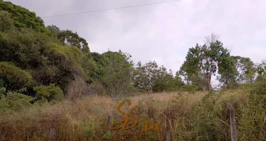 Localizado no condomínio terra fértil, antes do restaurante do milhão, com acesso fácil pela br-262 sentido mateus leme.   terreno com 5.500 m²  condomínio fechado com portaria e acesso controlado