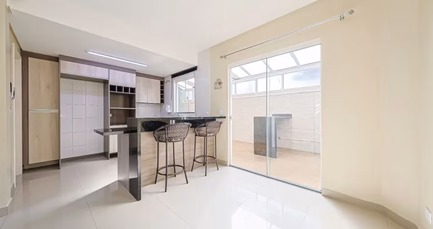 Sobrado em condomínio à venda - 144,5 m2  - 3 quartos (1 suíte) - 2 vagas - ático - área gourmet