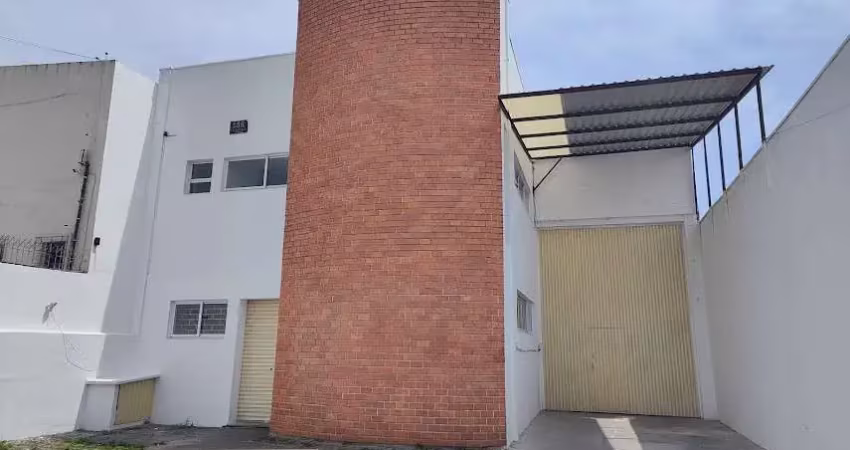 Galpão para alugar, 650.00 m2 por r$14500.00  - hauer - curitiba/pr