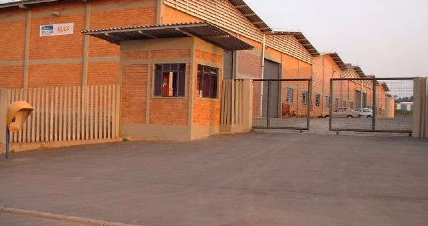 Galpão para alugar, 570.00 m2 por R$10500.00  - Estacao - Araucaria/PR