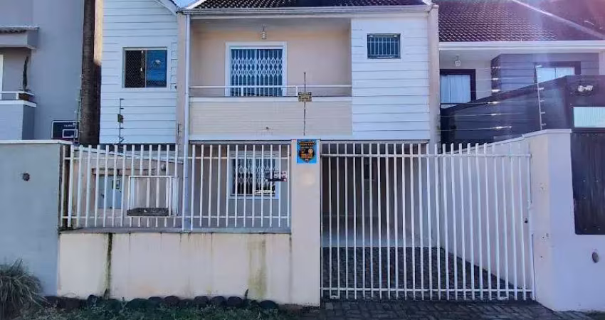 Sobrado com 3 quartos  para alugar, 104.00 m2 por r$2900.00  - novo mundo - curitiba/pr