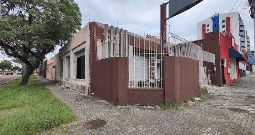 Casa Comercial para alugar, 170.00 m2 por R$3800.00  - Centro - Curitiba/PR