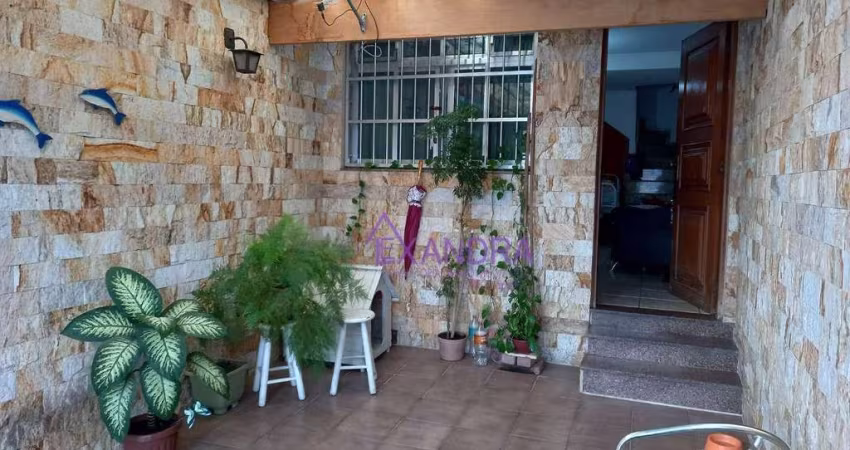Sobrado com 2 dormitórios à venda, 110 m² por R$ 469.000,00 - Sacomã - São Paulo/SP