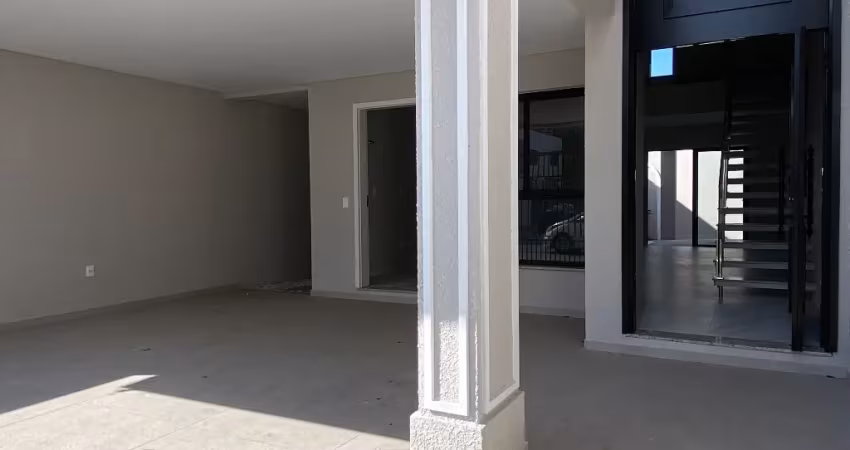 Casa com 3 quartos à venda na Rua Juvenal Garcia, Centro, Itajaí