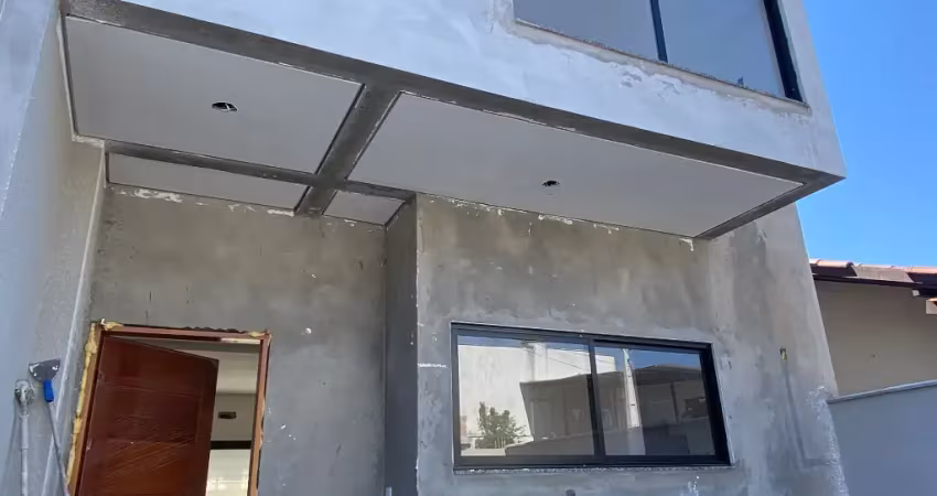 Aqui um sobrado  com 1 suite + 2 dormitórios no bairro  são joão novo