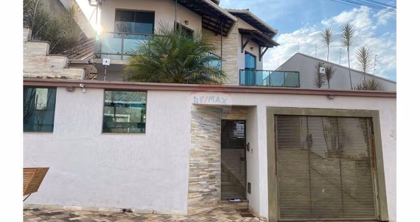 CASA DOS SEUS SONHOS Á VENDA  NO BAIRRO PARQUE DAS ACÁCIAS !