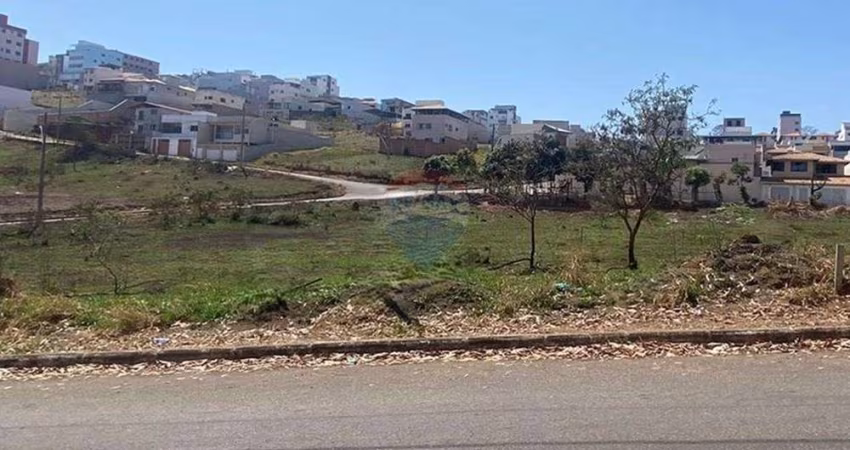 LOTE PLANO NO BAIRRO NOVO HORIZONTE !