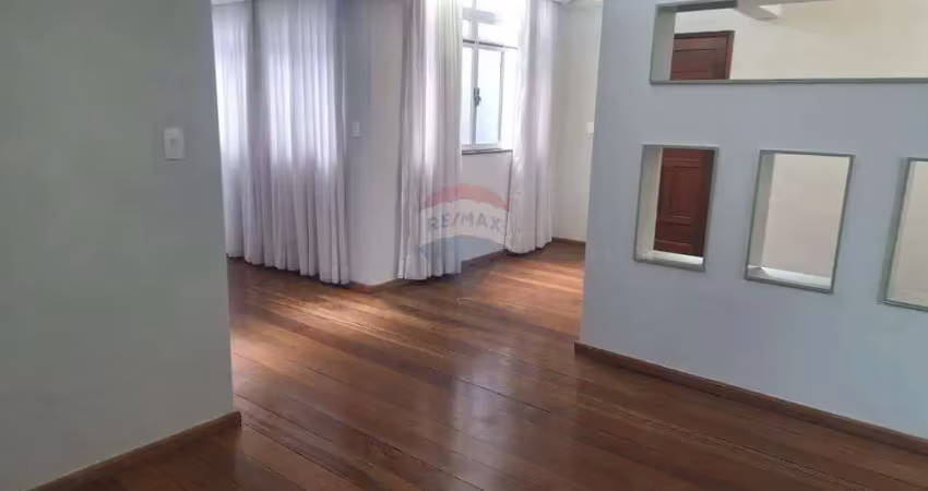 Apartamento com 3 quartos para alugar no Centro, Conselheiro Lafaiete 