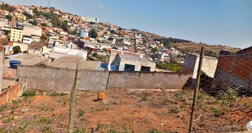 Terreno promissor na rua ferroviário pedro celestino