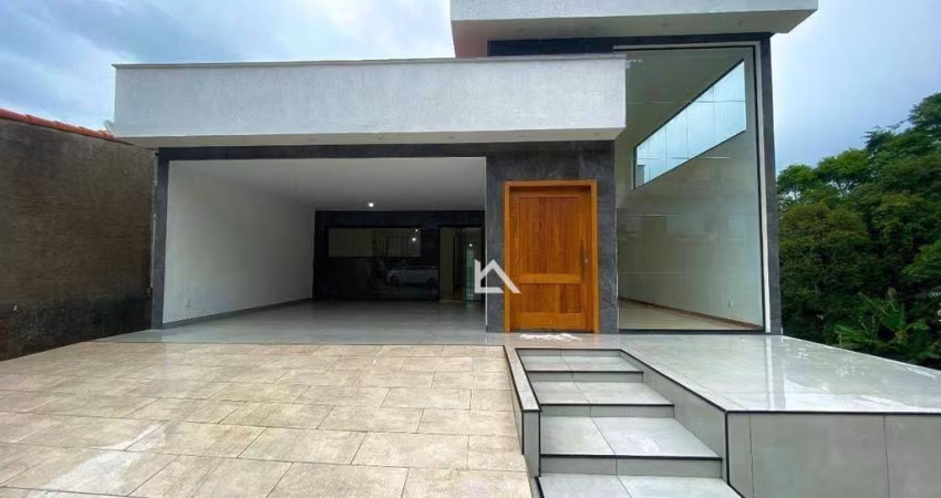 Casa à venda, 240 m² por R$ 800.000,00 - Albuquerque - Teresópolis/RJ