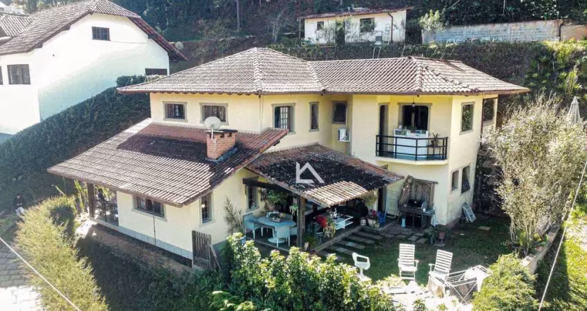 Casa à venda, 270 m² por R$ 1.250.000,00 - Parque do Imbui - Teresópolis/RJ