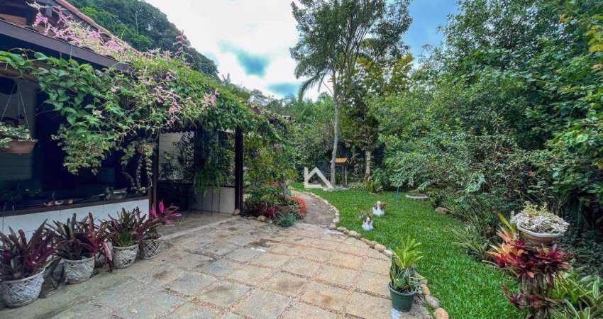 Casa à venda, 211 m² por R$ 1.200.000,00 - Albuquerque - Teresópolis/RJ