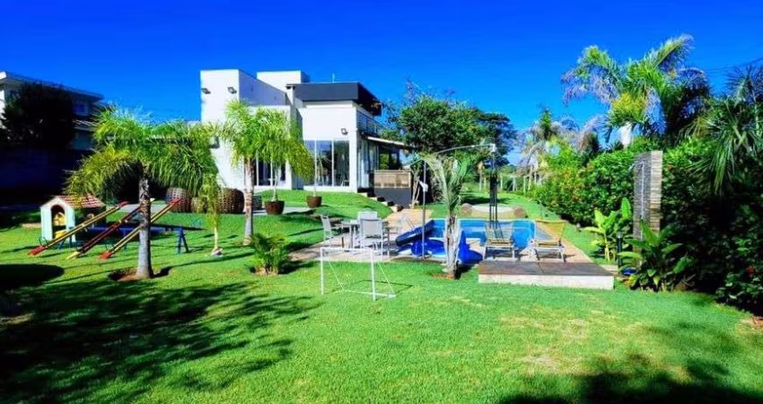 Casa em condomínio Gleba Fazenda Palhano para venda com 3 quartos sendo 1 suíte piscina Londrina-PR