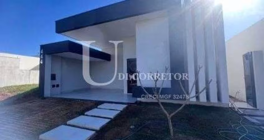 Belíssima Casa no Condomínio Varanda Sul -  3/4 Suíte - 1 Suíte Master com Closet - Piscina - 1988Udi