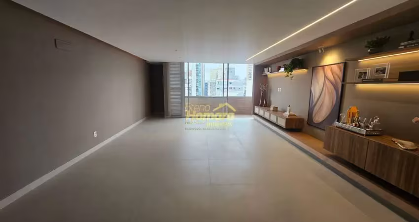 Apartamento reformado – 182 m², 3 dormitórios com 1 suíte com closet, escritório e terraço com chur