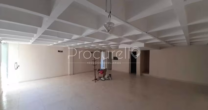 Casa Comercial de esquina reformada no bairro Alto da Boa Vista