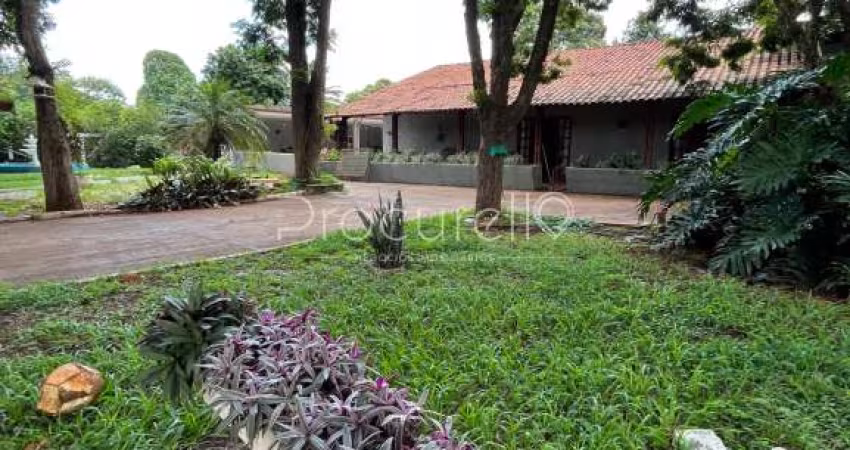 Casa Condomínio Chácara 600m², 5 quartos sendo 2 suítes, à venda - Residencial Itanhangá